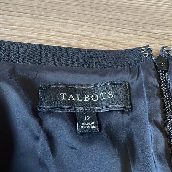 Talbots Fit and Flare Skirt Size 12 Black Office Career Business Lined Back zip - Picture 3 of 11